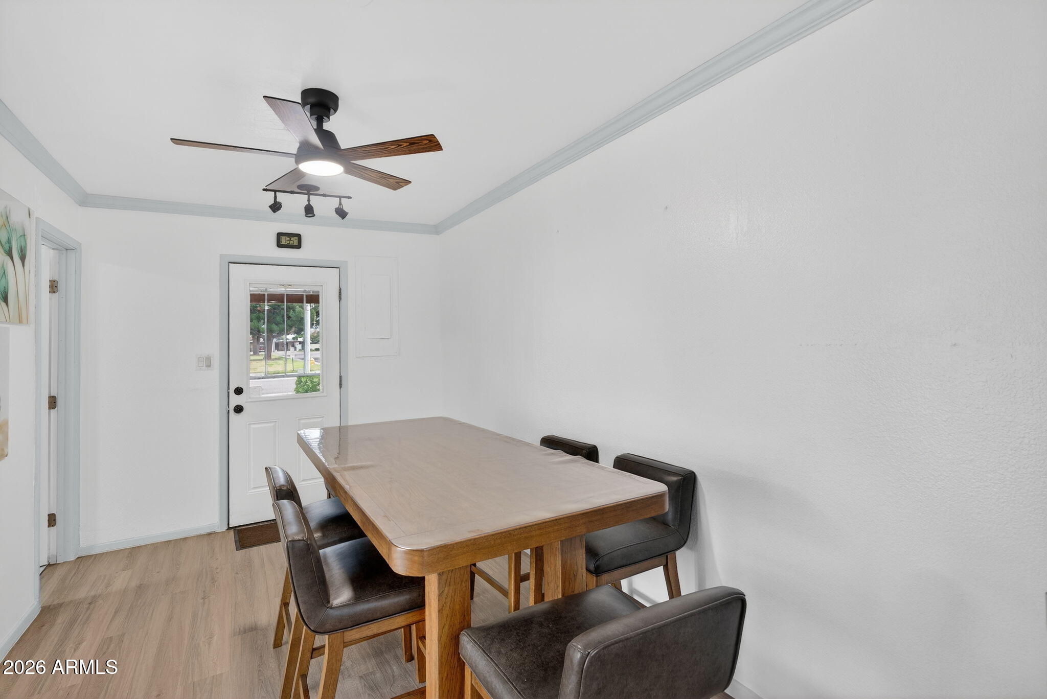 6824 North 29th Lane Phoenix, AZ 85017 - Photo 14 of 41 Eat In Kitchen 2