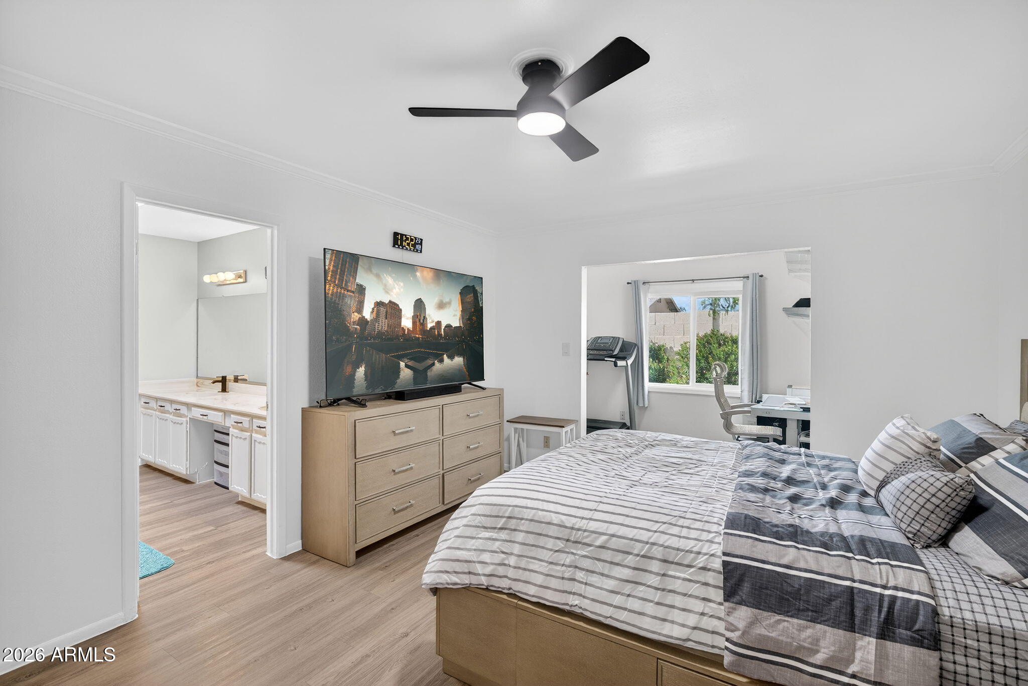 6824 North 29th Lane Phoenix, AZ 85017 - Photo 18 of 41 23-web-or-mls-17-N 29th Ln