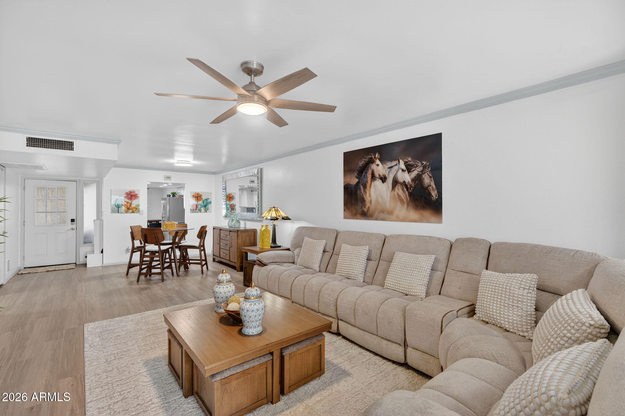 6824 North 29th Lane Phoenix, AZ 85017 - Photo 6 of 41 Living Room