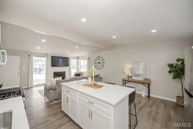 $185,000 | 7210 Berkridge Drive, Hazelwood, MO 63042