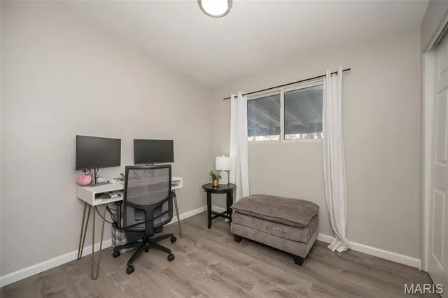 $185,000 | 7210 Berkridge Drive, Hazelwood, MO 63042