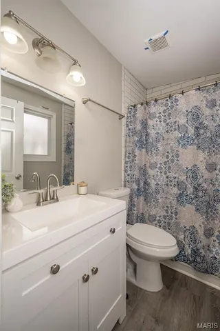 $185,000 | 7210 Berkridge Drive, Hazelwood, MO 63042