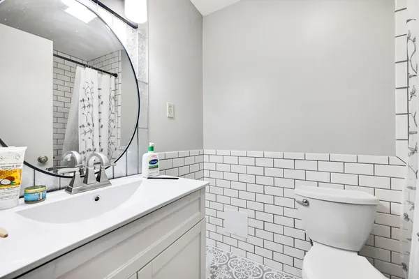 $160,000 | 4 Pine Tree Drive, Unit 110, Arden Hills, MN 55112