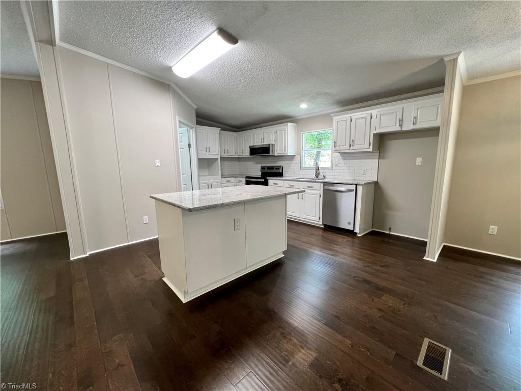 161 Noel Road Stoneville, NC 27048 - Photo 6 of 14 Gallery Image 6