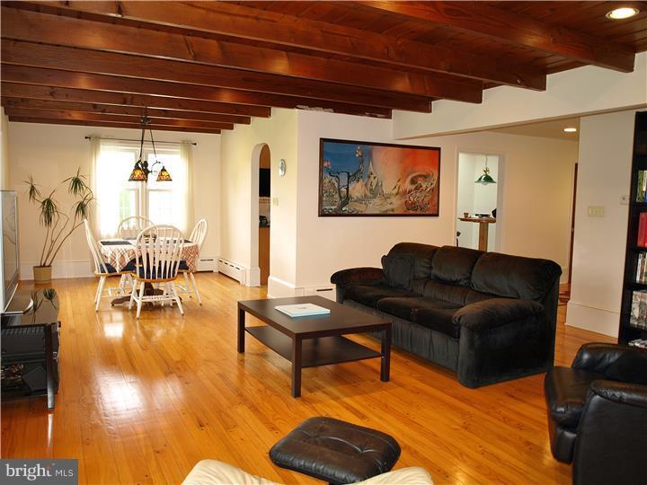 85 Barry Road Chalfont, PA 18914 - Photo 4 of 17 Gallery Image 4