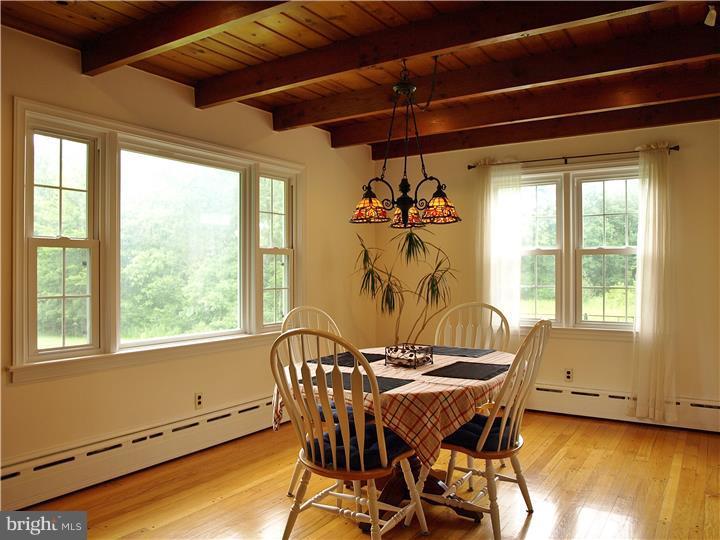 85 Barry Road Chalfont, PA 18914 - Photo 7 of 17 Gallery Image 7