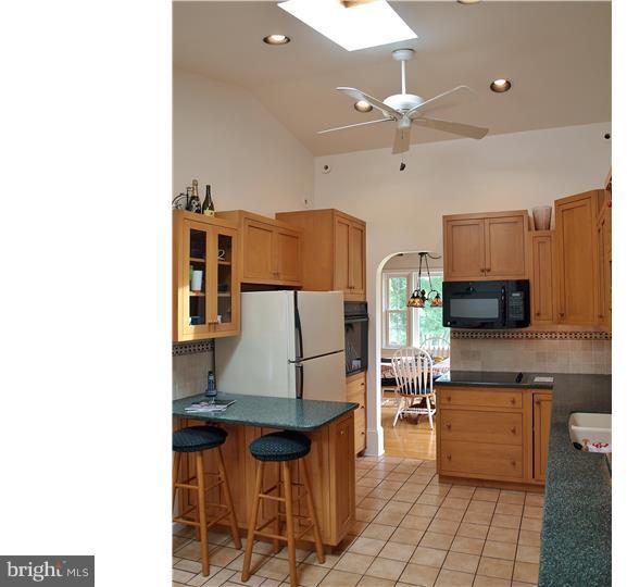 85 Barry Road Chalfont, PA 18914 - Photo 10 of 17 Gallery Image 10