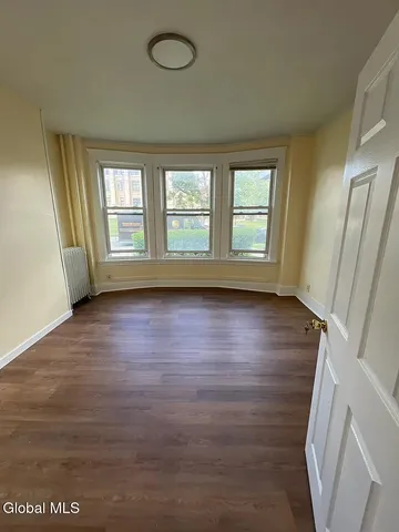 $1,800 | 126 Western Avenue, Unit 1, Albany, NY 12203