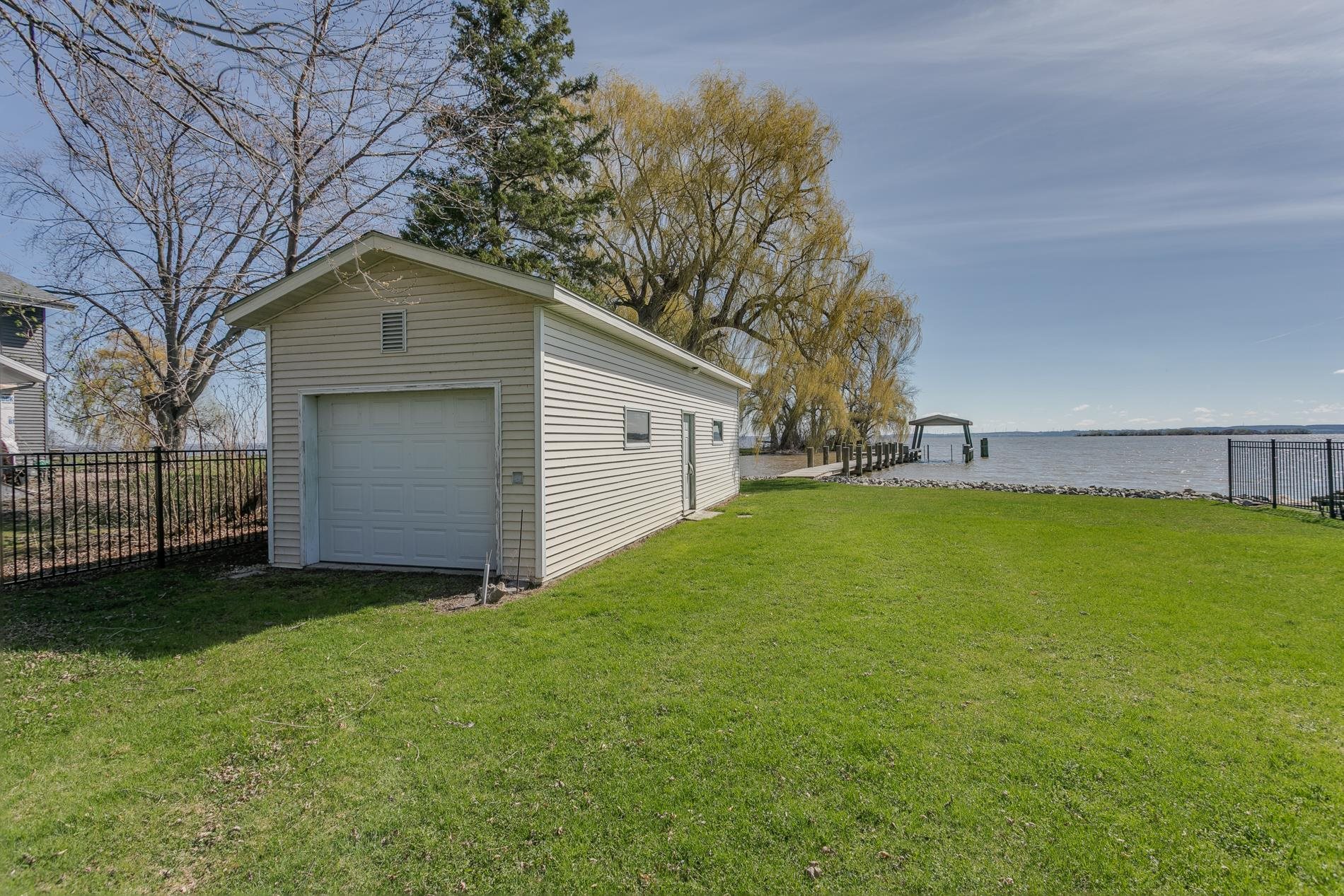 7278 Highway 45 Oshkosh, WI 54902 - Photo 49 of 58