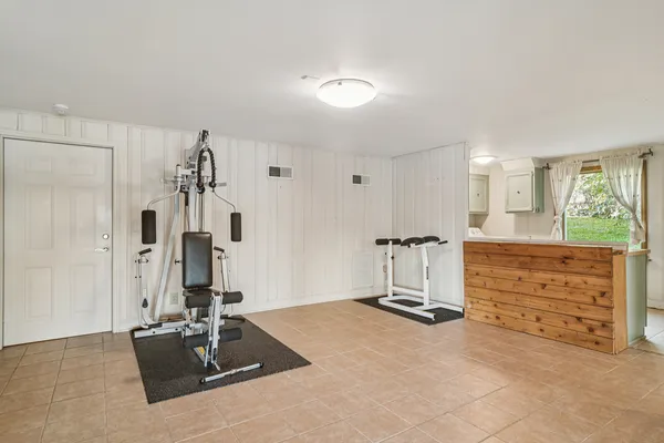 $789,000 | 24013 North Forest Drive, Lake Zurich, IL 60047