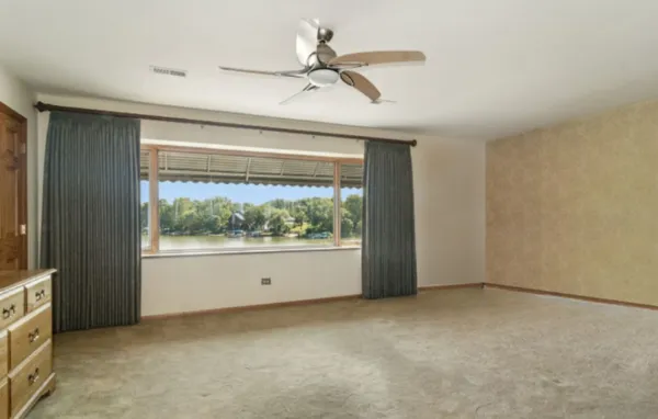 $789,000 | 24013 North Forest Drive, Lake Zurich, IL 60047