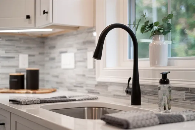 a close view of sink and tap