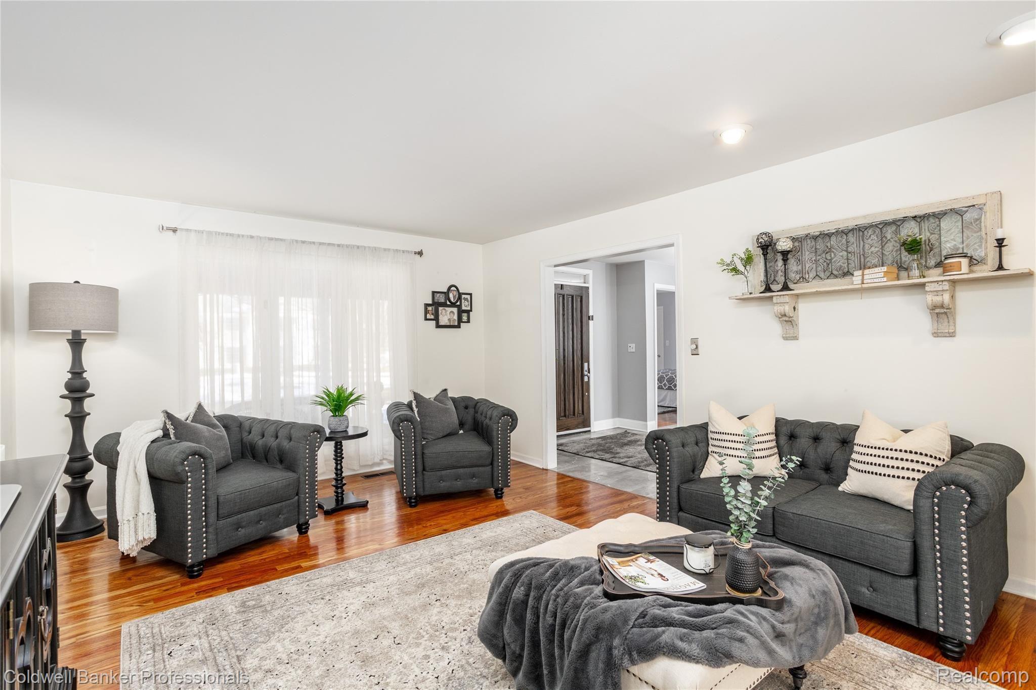 5138 Lake Bluff Road West Bloomfield, MI 48323 - Photo 22 of 54 5138 Lake Bluff L0011.jpg