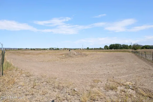 a view of a lake view and mountain in the back