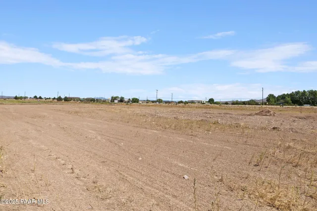 a view of ocean view and mountain view