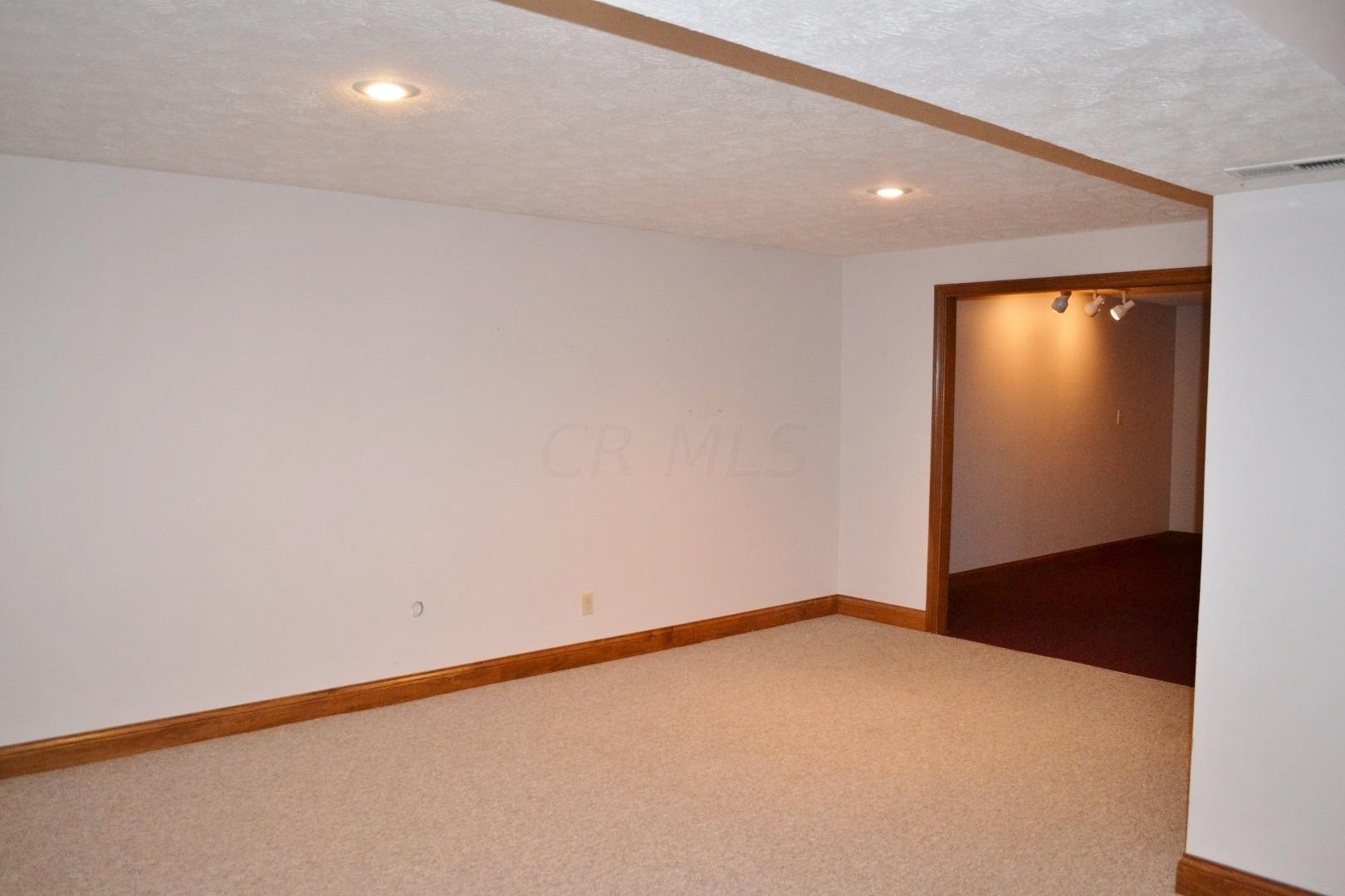 1200 Kingsgate Road Springfield, OH 45503 - Photo 56 of 69