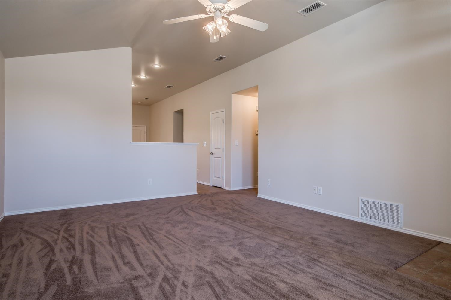 9306 Rochester Avenue Lubbock, TX 79424 - Photo 5 of 10 Photo 5
