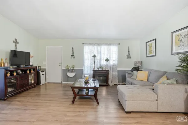 $115,000 | Undisclosed Address, Bakersfield, CA 93307