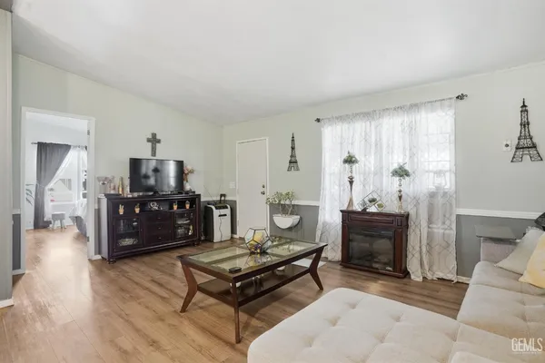 $115,000 | Undisclosed Address, Bakersfield, CA 93307