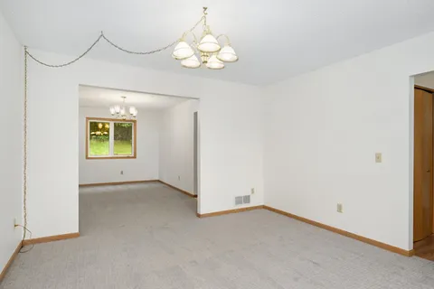 $520,000 | 676 Falcon Ridge Road, Woodbury, MN 55125