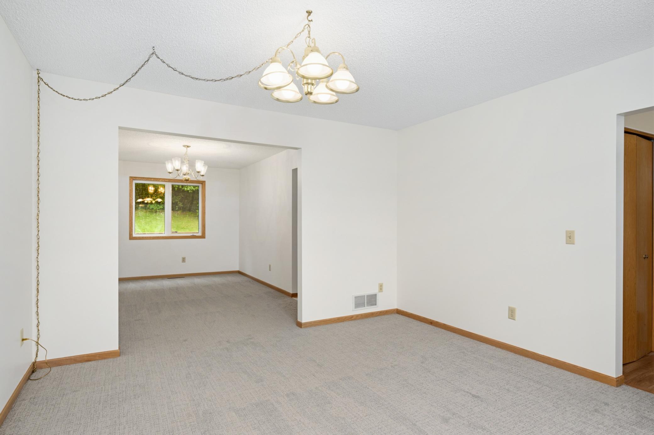 676 Falcon Ridge Road Woodbury, MN 55125 - Photo 8 of 34