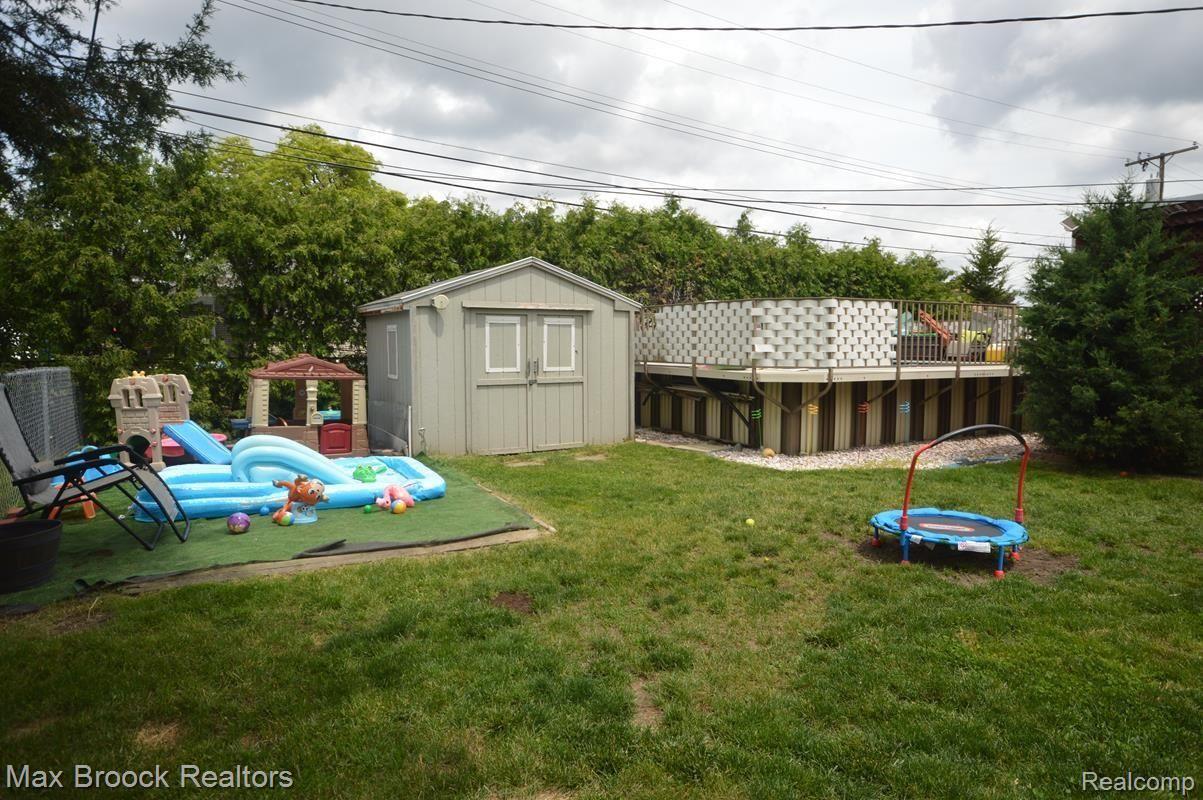 11449 Racine Road Warren, MI 48093 - Photo 23 of 26 DSC_0347.jpg