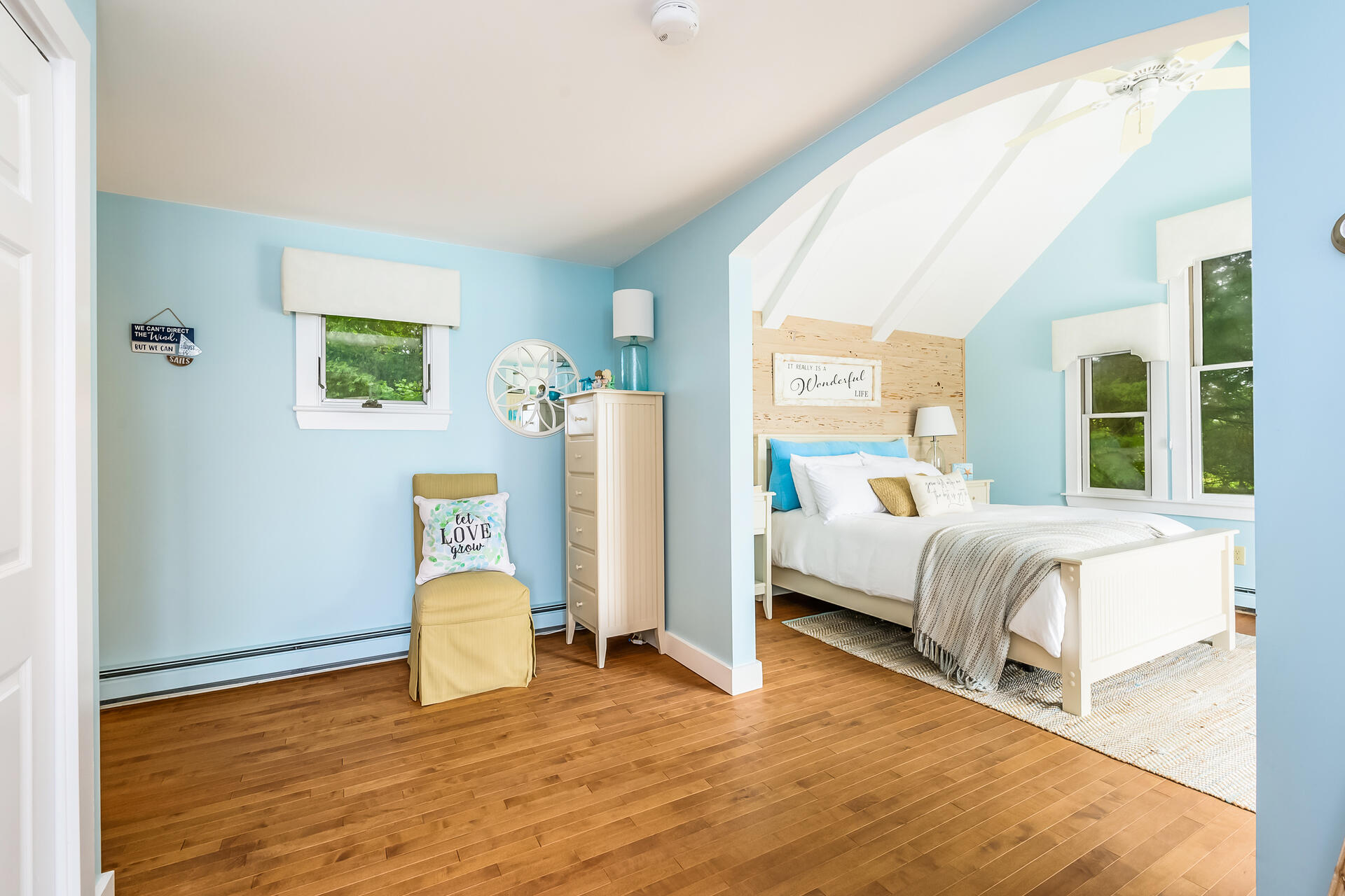 33 Ruggles Road Orleans, MA 02653 - Photo 21 of 80 033-photo-main-bedroom-9302848