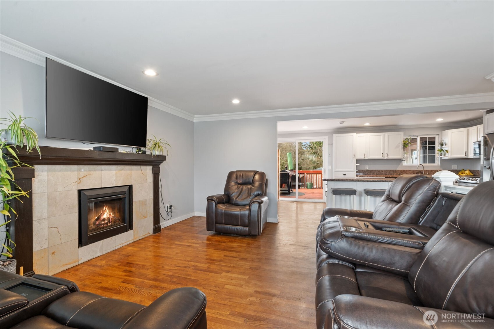 10606 Southeast 226th Street Kent, WA 98031 - Photo 13 of 40