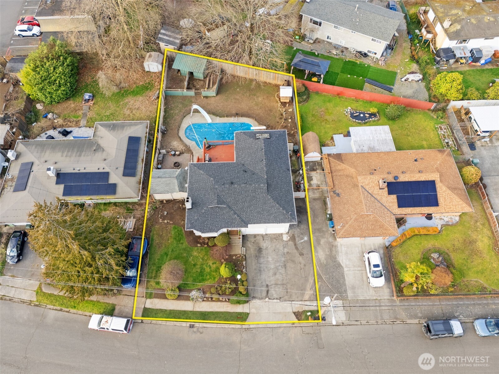 10606 Southeast 226th Street Kent, WA 98031 - Photo 3 of 40