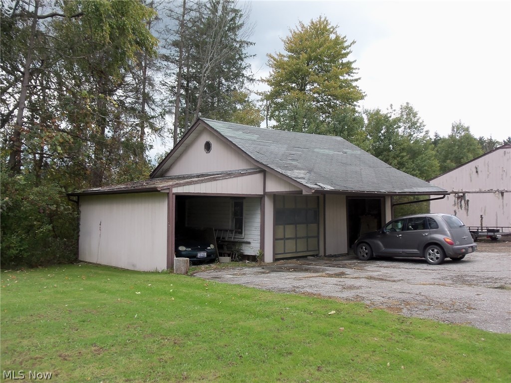 14561 Old State Road Middlefield, OH 44062 - Photo 11 of 12 Gallery Image 11