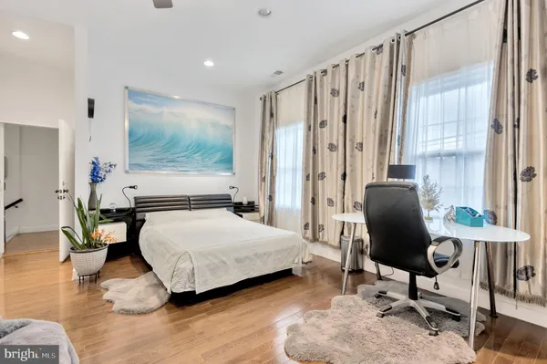 $800,000 | 403 North Horners Lane, Rockville, MD 20850