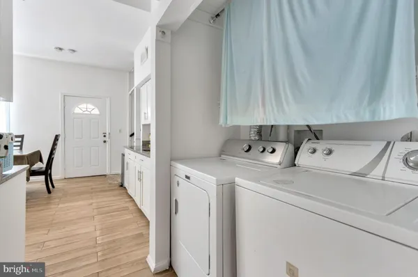 $800,000 | 403 North Horners Lane, Rockville, MD 20850