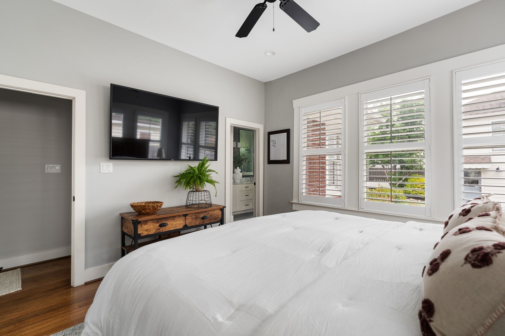 3206 Morrison Street Houston, TX 77009 - Photo 13 of 30 This is a sanctuary designed for both comfort and style.