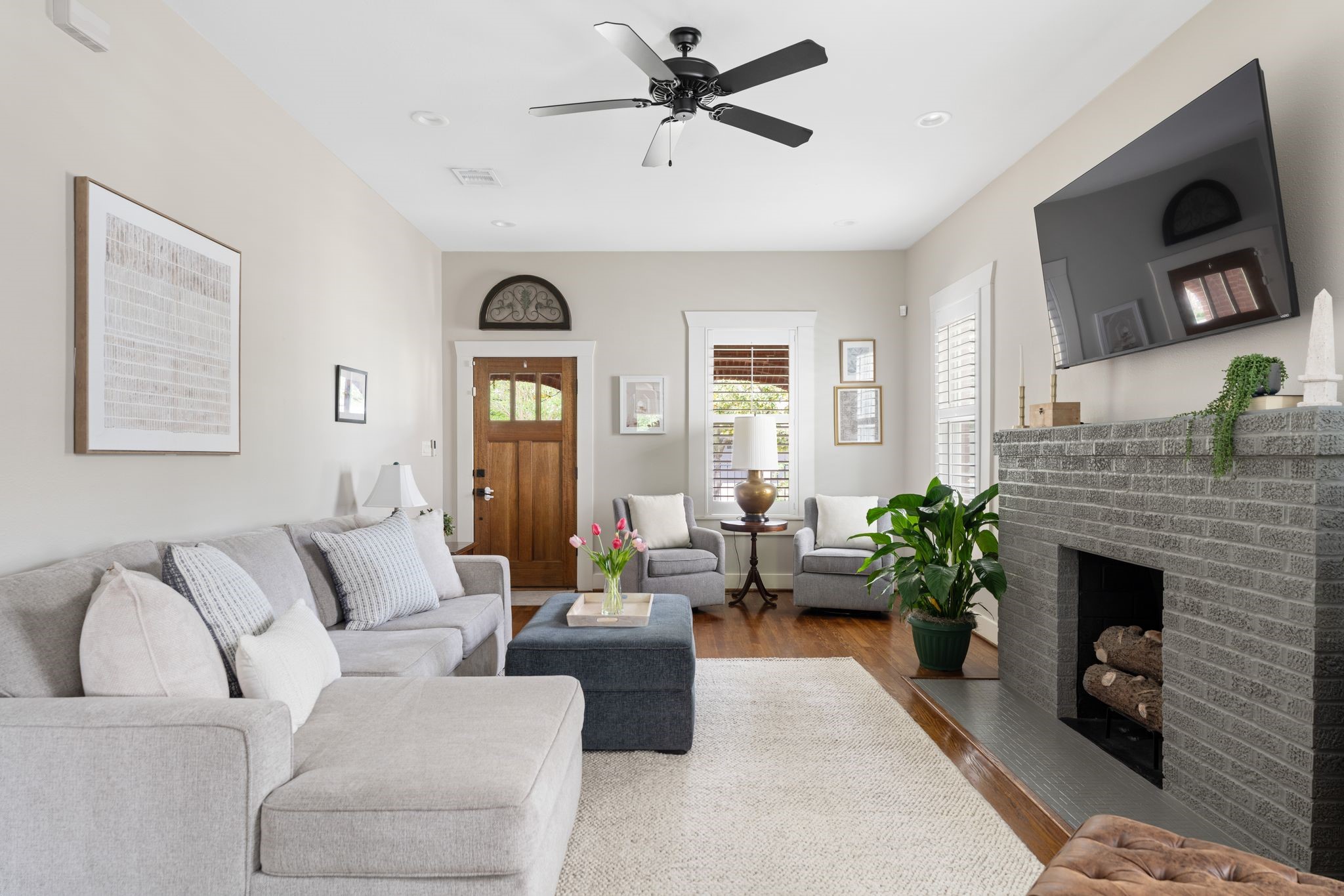 3206 Morrison Street Houston, TX 77009 - Photo 4 of 30 With its thoughtful updates, impeccable craftsmanship, and versatile living spaces, this home is a rare find that radiates warmth and character from every angle.