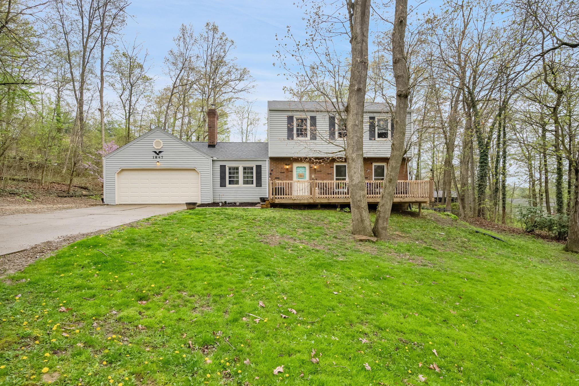 1847 Walnut Road Heath, OH 43056 - Photo 1 of 32 Gallery Image 1