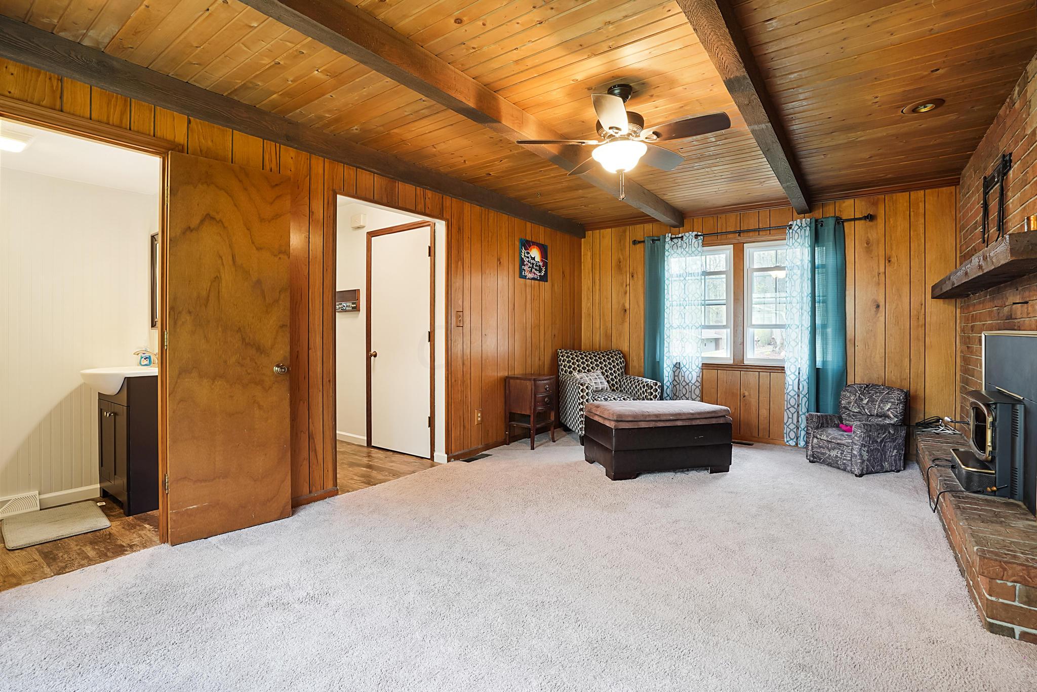 1847 Walnut Road Heath, OH 43056 - Photo 12 of 32 Gallery Image 12