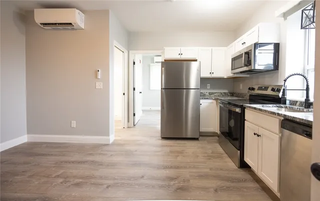 $1,575 | 6899 Post Road, Unit 204, North Kingstown, RI 02852