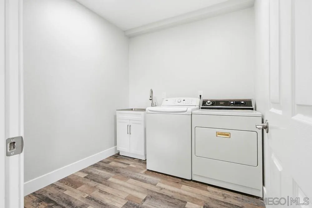 25147 Jack Rabbit Acres, Unit 2 Escondido, CA 92026 - Photo 20 of 39 a utility room with dryer and washer