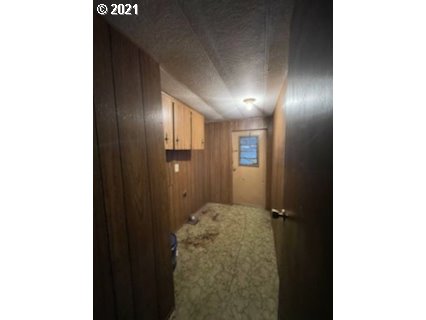 2011 Bear Flat Road Chemult, OR 97731 - Photo 7 of 16 Gallery Image 7