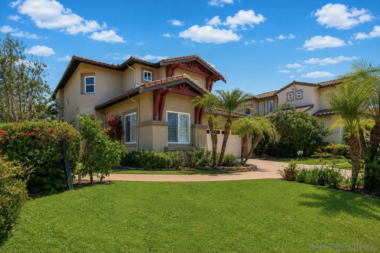 3255 Rancho Companero Carlsbad, CA 92009 - Photo 3 of 45