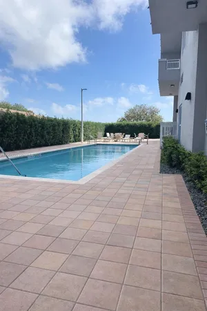 $3,200 | 2665 Southwest 37th Avenue, Unit 1204, Miami, FL 33133