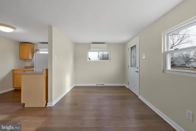 $2,700 | 244 Pomona Avenue, Glassboro, NJ 08028