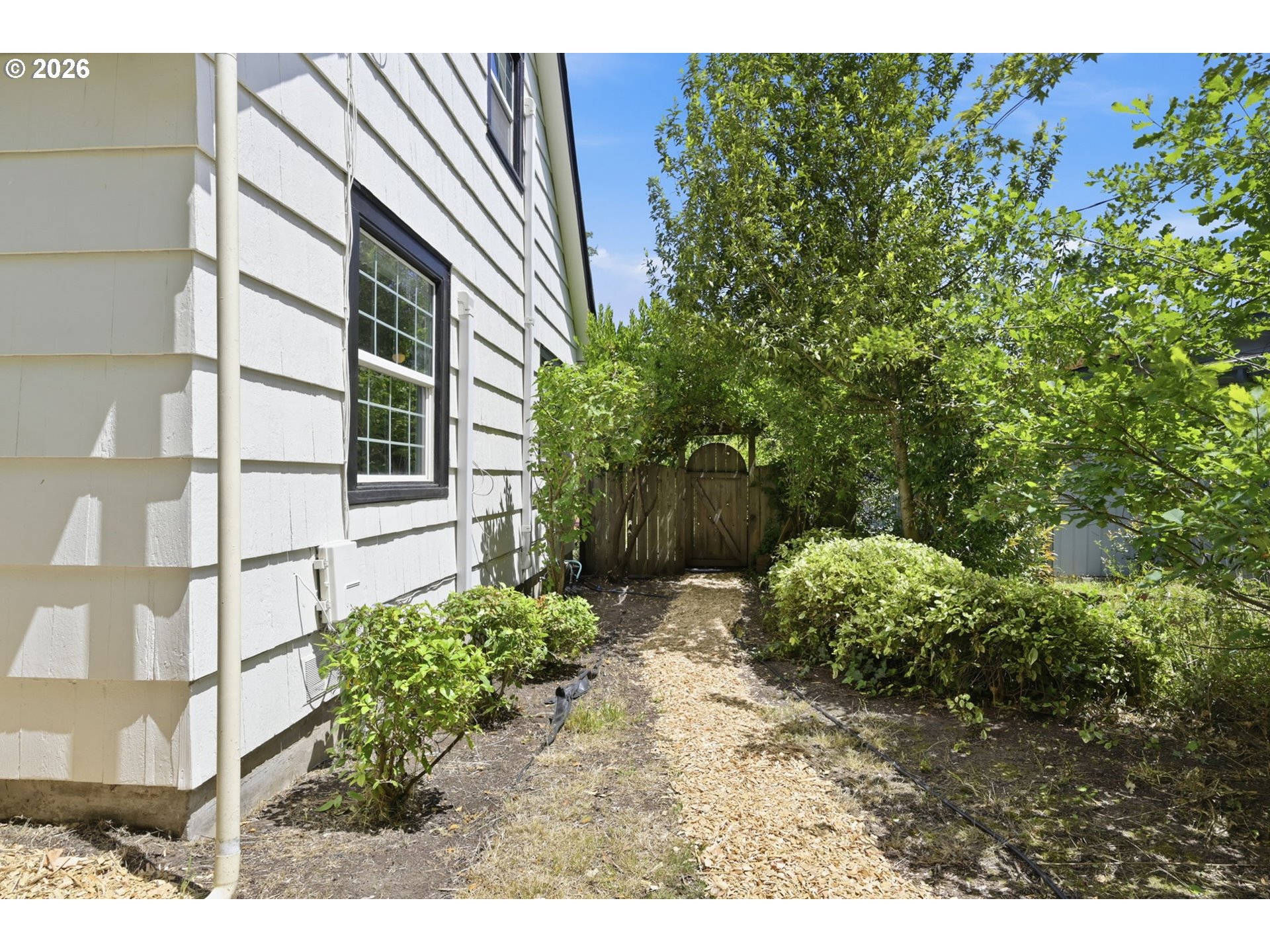 955 Kelly Boulevard Springfield, OR 97477 - Photo 25 of 44