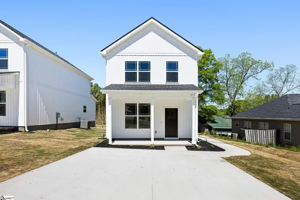 $310,000 | 207 Wildwood Drive, Greer, SC 29651