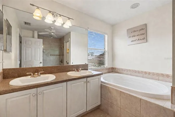 $599,000 | 4922 Edgewater Lane, Oldsmar, FL 34677