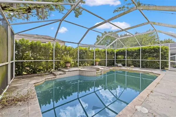 $599,000 | 4922 Edgewater Lane, Oldsmar, FL 34677