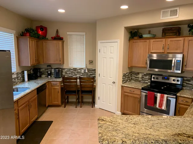 $2,000 | 14575 West Mountain View Boulevard, Unit 111, Surprise, AZ 85374