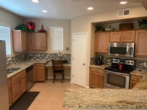 $2,000 | 14575 West Mountain View Boulevard, Unit 111, Surprise, AZ 85374