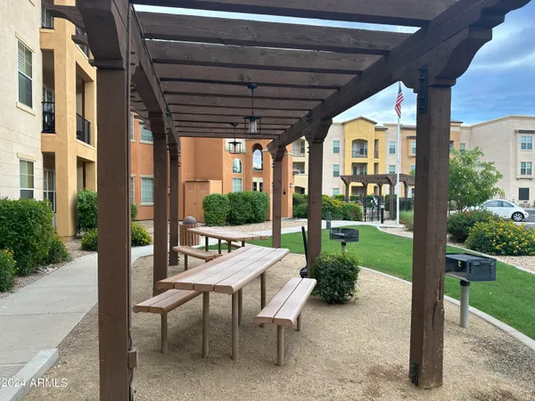 $2,000 | 14575 West Mountain View Boulevard, Unit 111, Surprise, AZ 85374