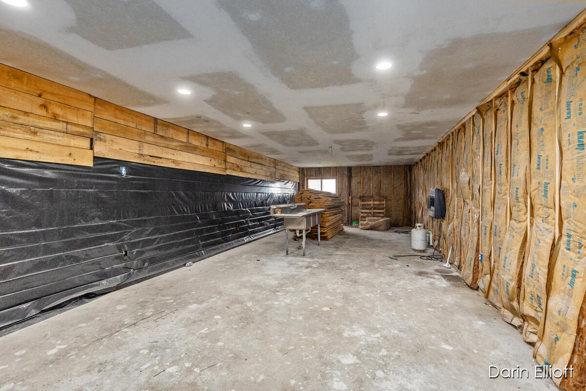 2204 Haynor Road Ionia, MI 48846 - Photo 42 of 58 IMG_1037